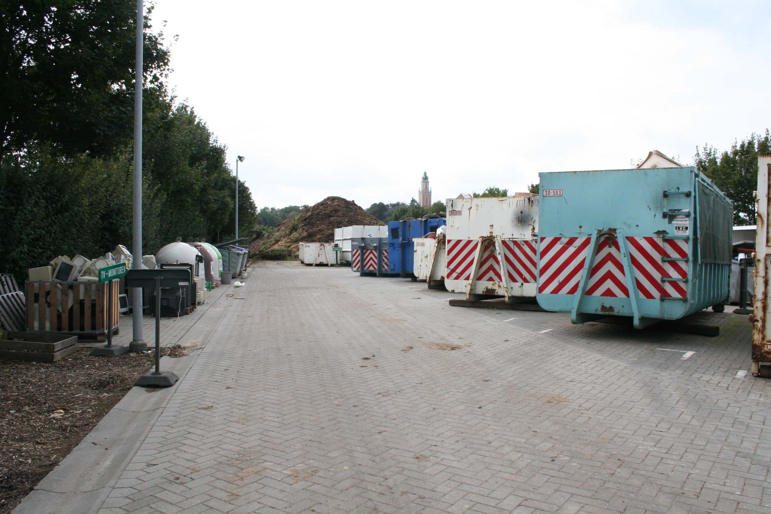 COVID-19: Vlaams Minister Demir sluit alle recyclageparken in Vlaanderen